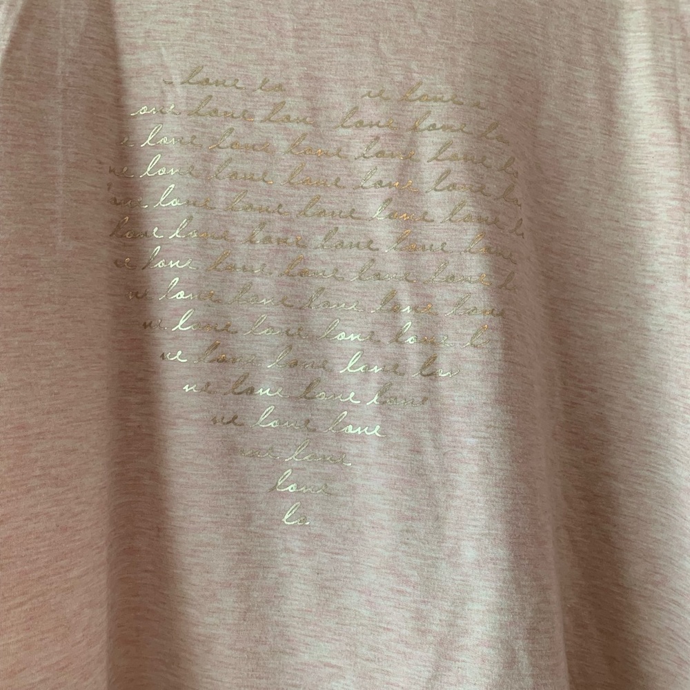 Cupio 3X Light Pink Sweatshirt with Gold Metallic Script Shaped in a Heart ♥️ - Picture 2 of 5